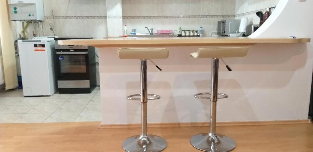 Monik Apartament Сіная Екстер'єр фото